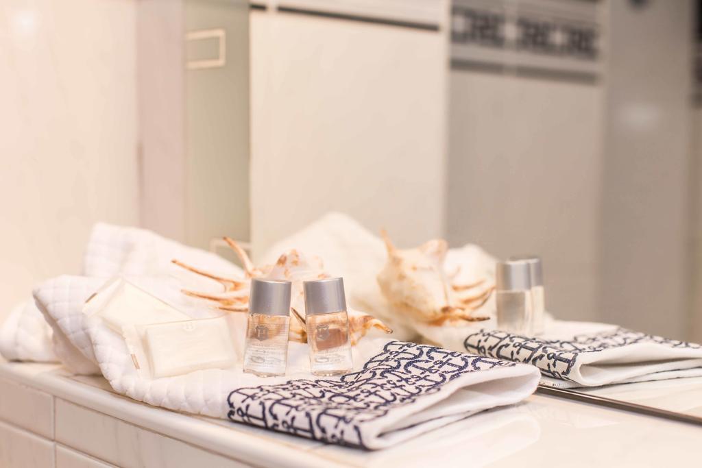 Red Valentino Apartment Split Luaran gambar